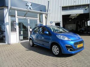 Peugeot 107 5-deurs Active 1.0 12v **Supernetjes - Airco!** **Onze prijzen zijn all-in! Inclusief onderhoud, APK