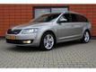 Skoda Octavia Combi 1.6 TDI GREENLINE BUSINESSLINE LEER XENON NAVI