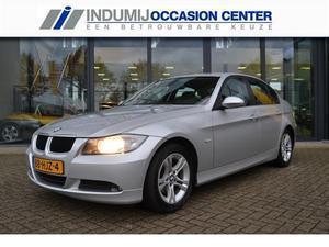 BMW 3-serie 320I Business Line    Navi   Climate control   Cruise control