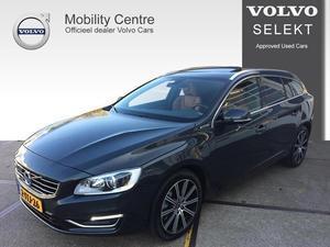 Volvo V60 D6 SUMMUM PLUG-IN HYBRID 7% BIJTELLING