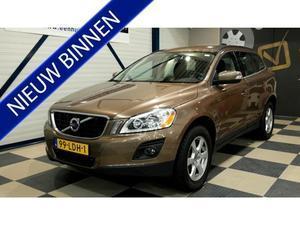 Volvo XC60 bjr 2010 2.4 D5-CIL 129kW 175pk AUT FWD MOMENTUM Prof. CLIMA   CRUISE   LEER   NAVI   PARKSENSOR V&A