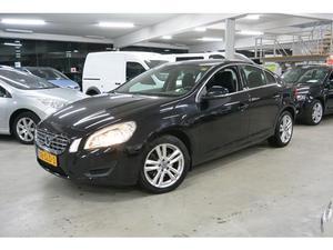 Volvo S60 1.6 DRIVE MOMENTUM Business Navi ECC