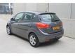 Kia Venga 1.4 CVVT SEVEN *LMV, NAVI, CRUISE!*