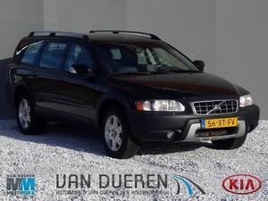 Volvo XC70 2.5 T MOMENTUM NAVI