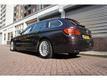 BMW 5-serie Touring 523I 3.0 EXECUTIVE * 3D NAVI * 18inch * Sportzetels *