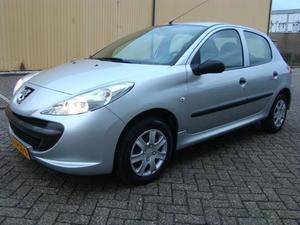 Peugeot 206 1.1 ACCENT   5-DEURS   AIRCO   2011