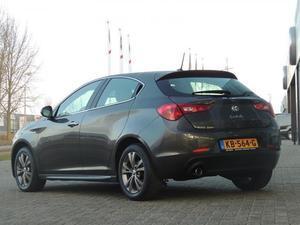 Alfa Romeo Giulietta 1.6 JTDM Distinctive NAVI Rijklaar