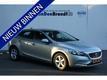 Volvo V40 2.0 D2 120pk MOMENTUM Panorama Navigatie Camera