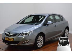 Opel Astra 1.4 Turbo 120pk Edition   Navigatie en trekhaak