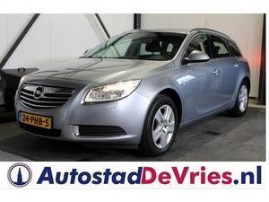 Opel Insignia Sports Tourer 1.6 T EDITION 179PK  Trekhaak van ?10.889 voor