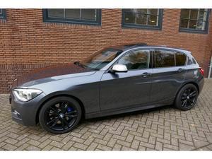 BMW 1-serie M135I Xdrive High Executive Aut - Navi - Leder - Intell. Safety