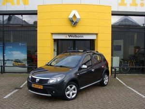 Dacia Sandero 1.6 Stepway Nette Stepway met lage km stand!