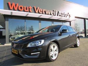 Volvo V60 DRIVE S&S SUMMUM