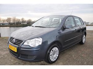 Volkswagen Polo 1.4 16v Optive