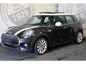 Mini Cooper D 1.5 CHILI AUTOMAAT, 5DRS, PANORAMADAK, HEAD UP, 17`` LM, NAVIGATIE, ZEER RIJK