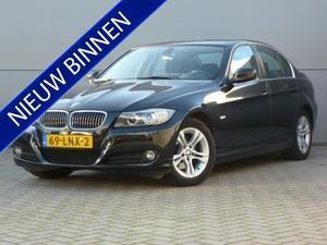 BMW 3-serie 318i BUSINESS LINE Trekhaak Afneemb. - Navigatie - Xenon