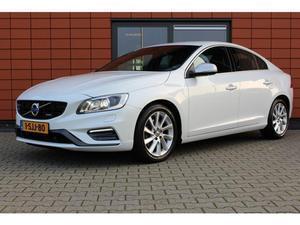 Volvo S60 D2 AUTOMAAT R-DESIGN LEER NAVI PDC