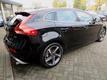 Volvo V40 1.6 D2 R-DESIGN NAVIGATIE LED 17 INCH 14% BIJTELLING