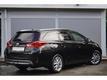 Toyota Auris 1.8 Hybrid    NAV. Glazen dak CAMERA NL AUTO 14% BIJT.!!