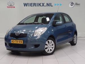 Toyota Yaris 1.3 VVT-i Sol 5-deurs Airco CDV Radio CD-speler