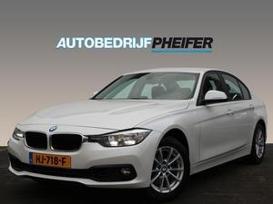 BMW 3-serie 318i Automaat 136pk   Full map navigatie  Led dagrij  Cruise control  Lmv  Mistlampen  Pdc