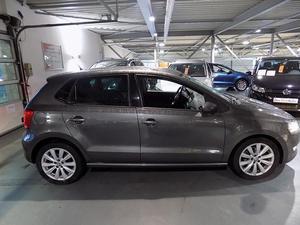 Volkswagen Polo 1.2 TSI 105pk 6bak HIGHLINE lmvelgen multi-stuur cruisecontrol Clima