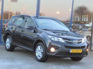 Toyota RAV4 2.0 D-4D 2WD Style AIRCO PDC NAVI