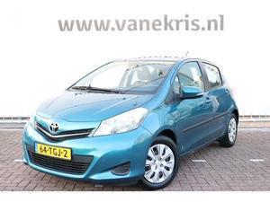 Toyota Yaris 1.3 VVT-I ASPIRATION, Automaat, Bleutooth, Parkeercamera .