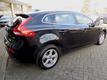 Volvo V40 2.0 D2 MOMENTUM BUSINESS NAVI BLUETOOTH LED 14% BIJTELLING