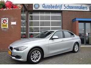 BMW 3-serie 318D UPGRADE EDITION