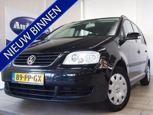 Volkswagen Touran 1.6-16V FSI Airco Trekhaak apk t m 06 2017 216.889 km `04