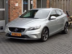 Volvo V40 1.6 D2 R-Design !!