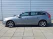 Volvo V60 D3 AUT 6  R-DESIGN 20% BIJTELLING NAVI 18INCH STOELVERWARMING