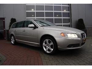 Volvo V70 2.0D Summum Leder 17 Inch Elek.Achterklep Xenon