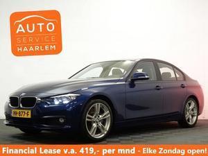 BMW 3-serie 318i SPORT Automaat, Navi, LEER , ECC, LMV, slechts 50 dkm