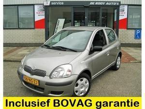 Toyota Yaris 5-DEURS 1.3 VVT-I TERRA KERSTAANBIEDING! NL-auto, centr vergrend, stuurbekr, metallic, etc... LAGE K