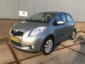 Toyota Yaris 1.3 VVTi Sol 5-drs  Dealer onderhouden