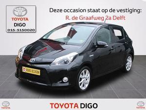 Toyota Yaris 1.5 FULL HYBRID DYNAMIC 5-deurs | Navigatie | Pano-dak | Climate-ctrl | Cruise-ctrl