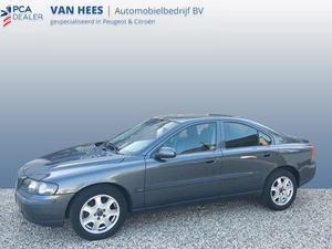 Volvo S60 2.4 EDITION 170 pk automaat met climate control en halfleer