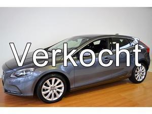 Volvo V40 1.6 D2 SUMMUM | Xenon | Leer | Navigatie | Stoelverwarming |