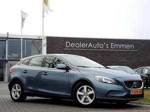 Volvo V40 1.6 D2 MOMENTUM LEDER LMV NAVI CRUISE PDC CHROOM ECC