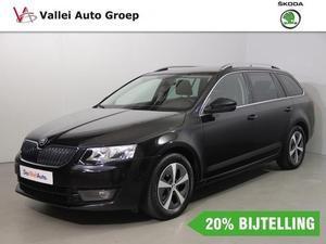 Skoda Octavia Combi 1.6 TDI 110pk GREENLINE AMBITION Navigatie|Stoelverwarming|Parkeersensoren|Cruise Control|Clim