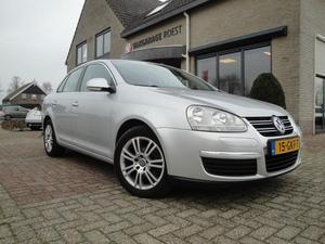 Volkswagen Jetta 1.9 TDI COMFORTLINE Export = € 4.500