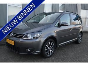 Volkswagen Touran 1.6 TDI COMFORTLINE BLUEMOTION .