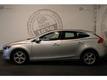 Volvo V40 1.6 D2 MOMENTUM XENON LEDER PANODAK