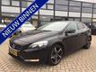 Volvo V40 D2 MOMENTUM INTRO LINE NAVIGATIE CAMERA CLIMA 17 INCH WIELEN BLUETOOTH