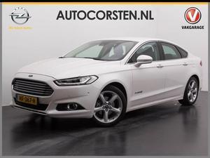 Ford Mondeo 187pk Aut. Navi Led Pdc2 18` Ecc SD Tel TitaniumHEV Automaat nieuwprijs 42000! 300Nm sterk!