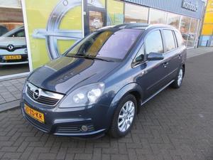 Opel Zafira 2.2 COSMO 150PK Pano.dak ecc pdc