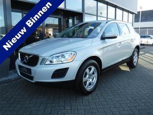 Volvo XC60 2.0 T Momentum AUTOMAAT NAVI LEER 2e eig.!