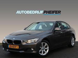 BMW 3-serie 320i 184pk Aut.8 Executive  Full map navigatie  Pdc  Tel. bluetooth  17`` lmv  Cruise control  Clima